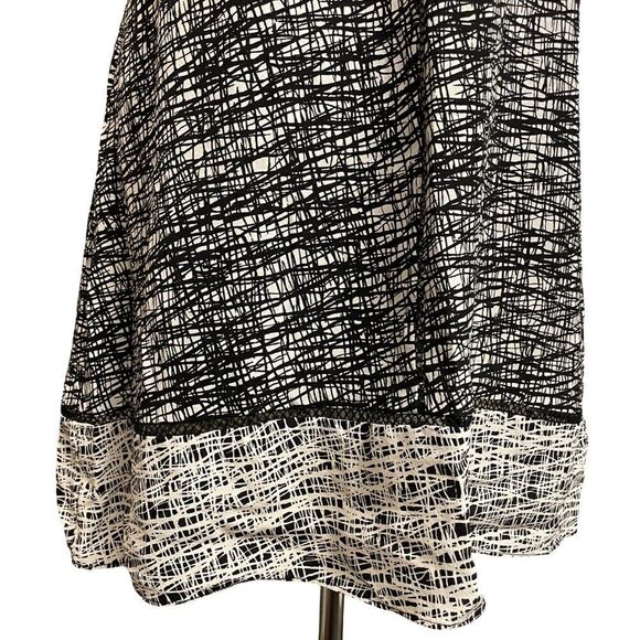 Intermix Black & White Designed 100% Silk Slip Dress w/Cut Outs (Large) - Picture 9 of 13